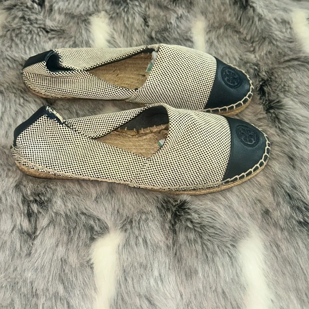 Tory Burch Size 7  Flat Espadrille slip on